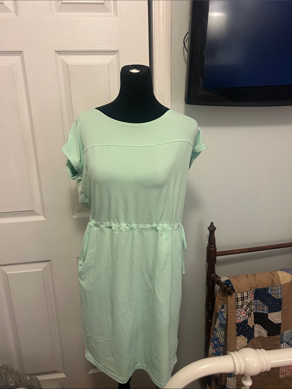 Columbia Mint Green Drawstring Waist Midi Dress
